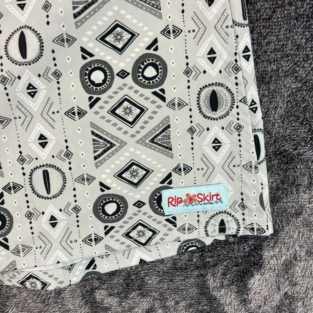 Rip Skirt Hawaii Wrap Skirt L Aztec Tribal Gray Stretch Unlined Mini Swim - Picture 3 of 10